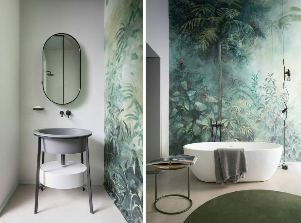 vonios kambarys su atogrąžų tapetais, atskirai stovinti vonia, vonios kambarys su atogrąžų motyvais